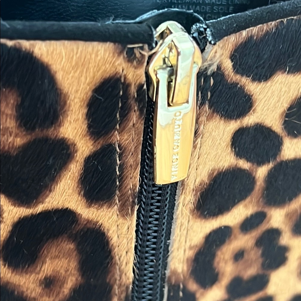 Vince Camuto Nandy Cow Hair Leopard Print Ankle Boots, Sz 9.5, excellent used - Picture 3 of 12